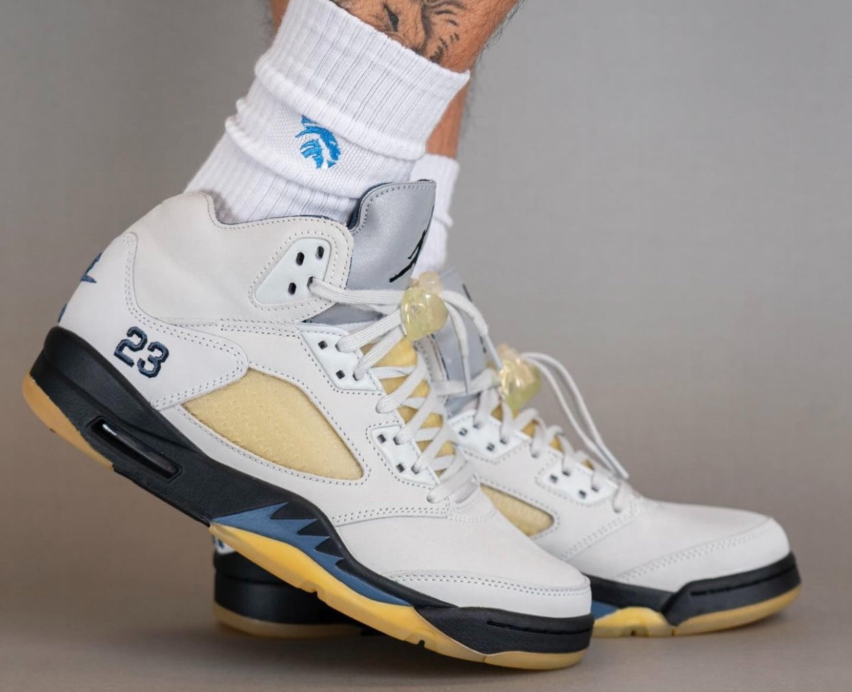 A Ma Maniere x Wmns Air Jordan 5 Retro 'Dawn' FZ5758-004