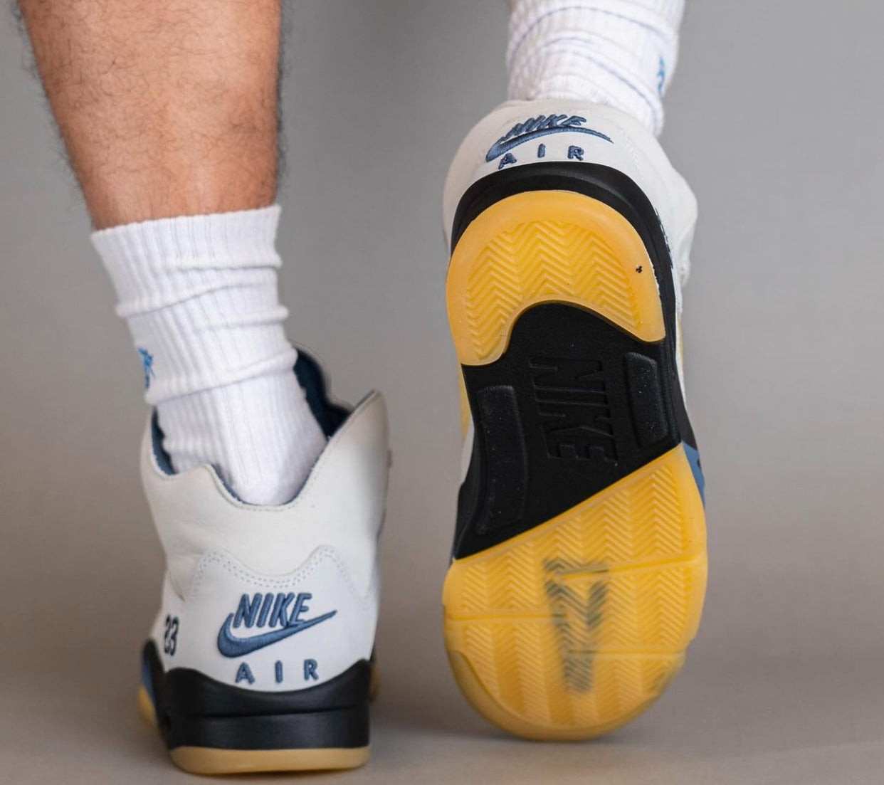 A Ma Maniere x Wmns Air Jordan 5 Retro 'Dawn' FZ5758-004